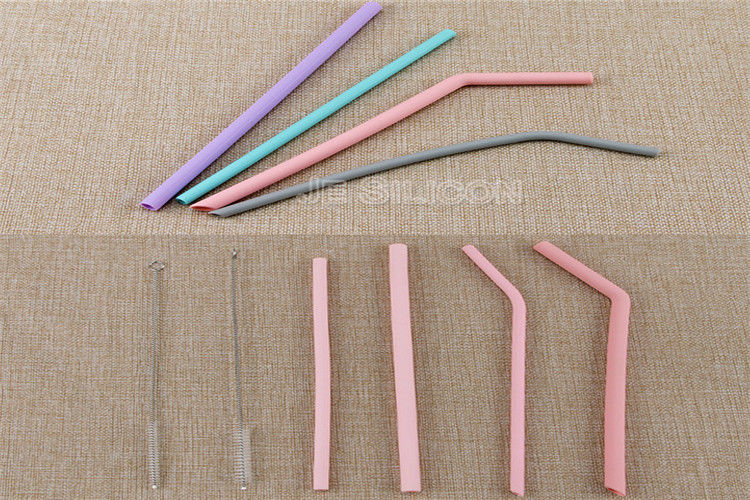 Customized Logo Food Grade Silicone Straws Soft Texture In Bar Accessories